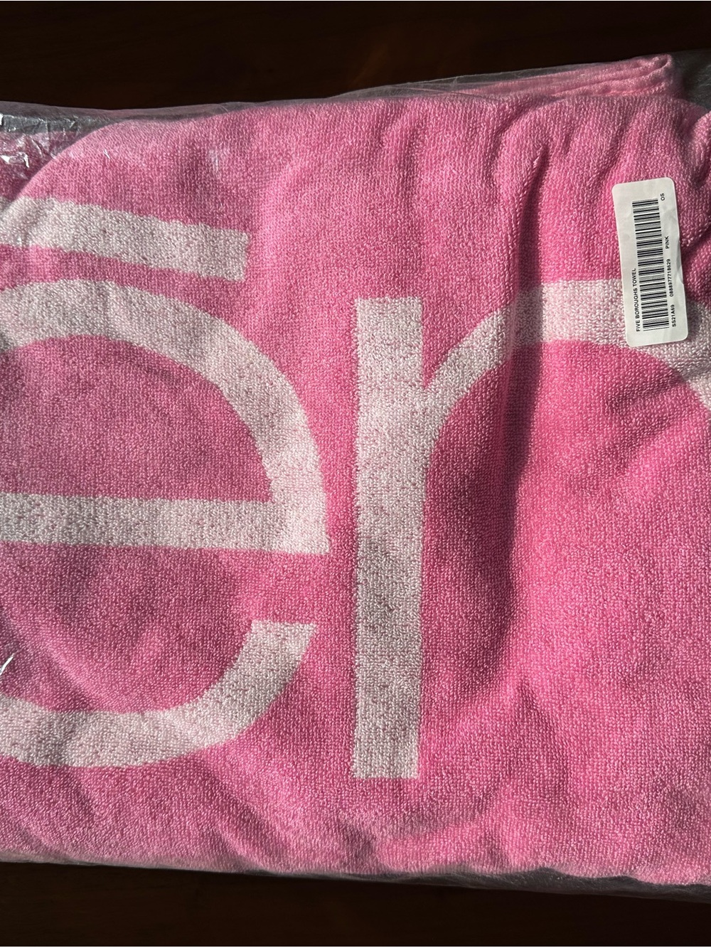 SUPREME 🔥 Pink Towel 5 Boroughs Collection